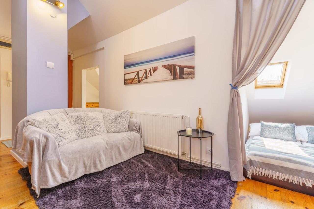 Klimatyczny Apartament Przy Bulwarze Optima Apartment Kołobrzeg Exterior foto